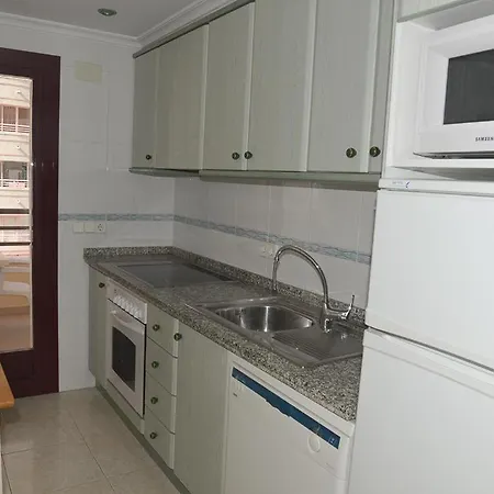 Come On Vacation To Zafiro As A Family To Enjoy The Beach * Кальпе