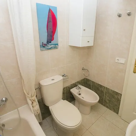 Апартаменты Come On Vacation To Zafiro As A Family To Enjoy The Beach