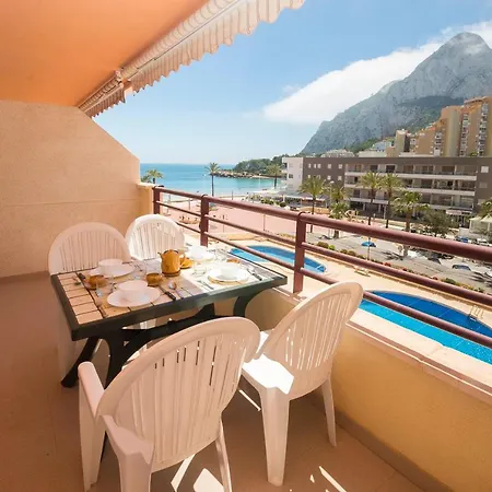 Come On Vacation To Zafiro As A Family To Enjoy The Beach Апартаменты