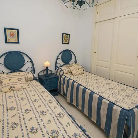 Come On Vacation To Zafiro As A Family To Enjoy The Beach Апартаменты Кальпе